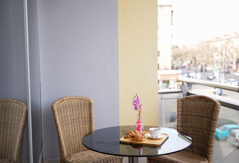 Fotos del hotel Monopoli Kutaisi:  4