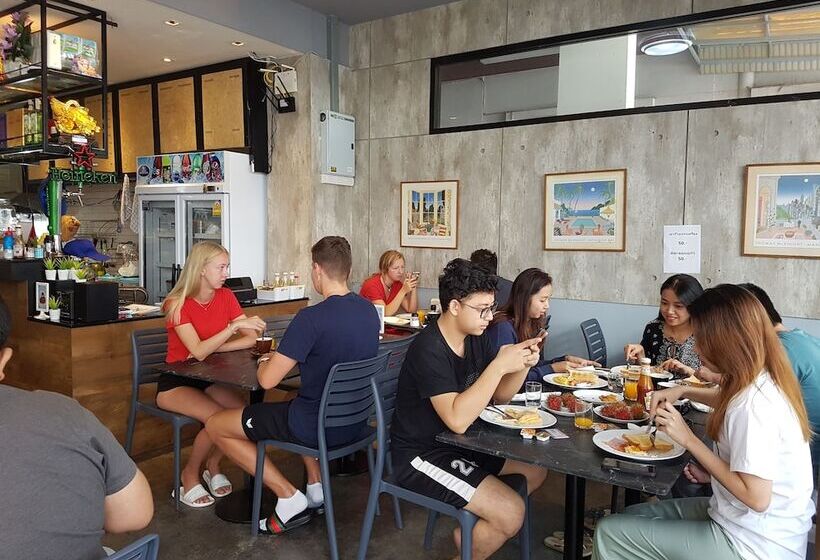 Fotos del hotel The Step Sathon:  25