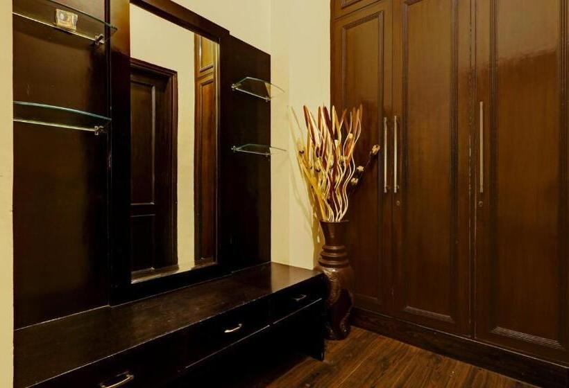 Fotos del hotel Connaught Mews:  15