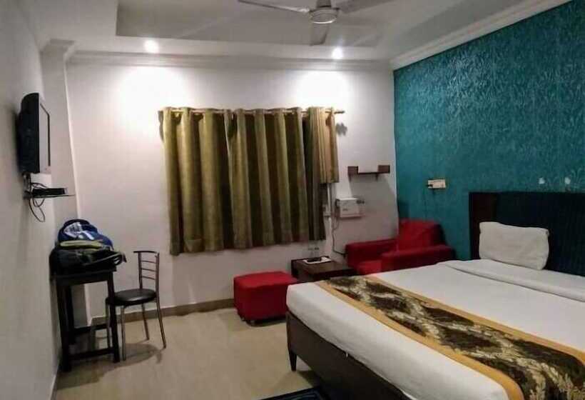 Fotos del hotel Monarch Inn:  6