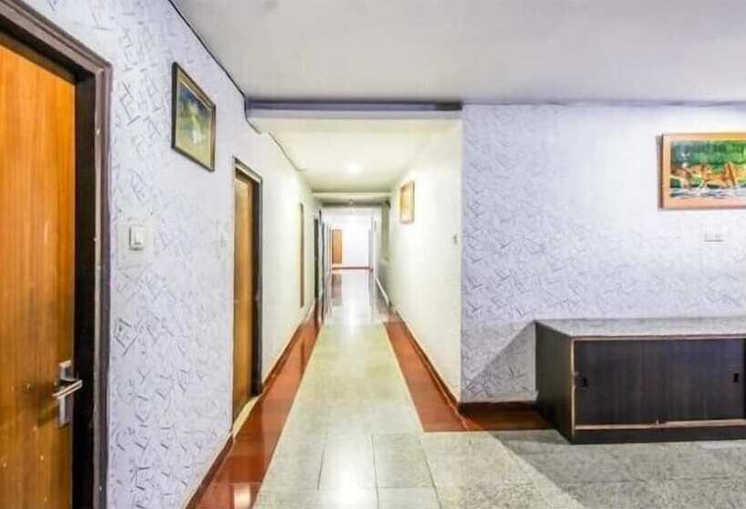 Fotos del hotel Monarch Inn:  2