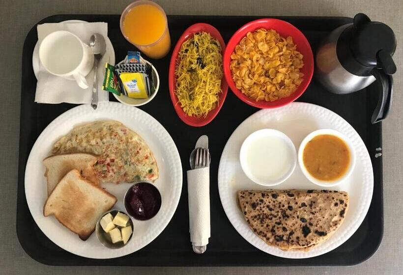 Fotos del hotel Staayz Premium Gurgaon:  3