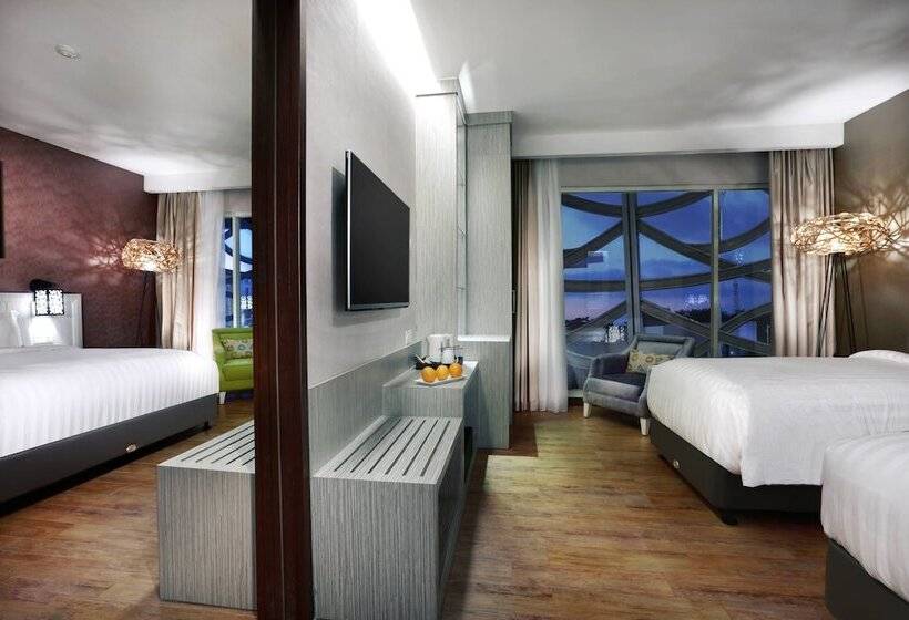 Fotos del hotel Harper Perintis By Aston:  12