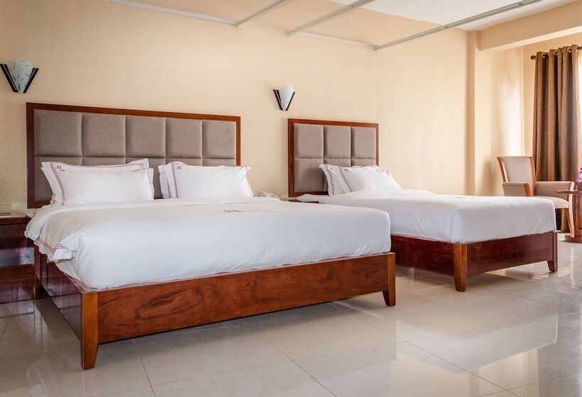 Fotos del hotel Hillside Plaza:  9