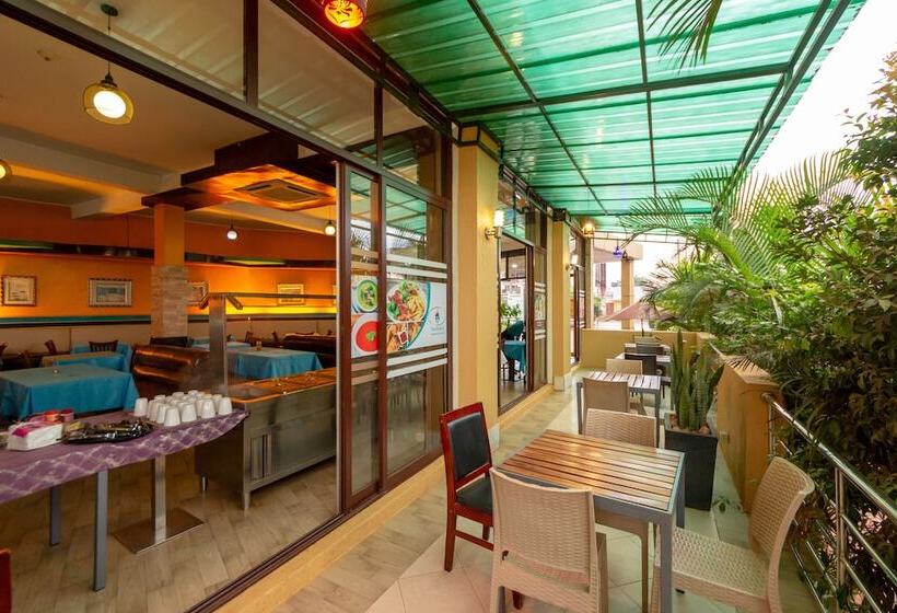 Fotos del hotel Hillside Plaza:  4