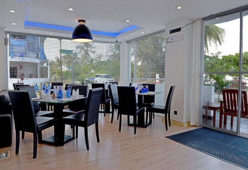 Fotos del hotel Airport Beach:  12