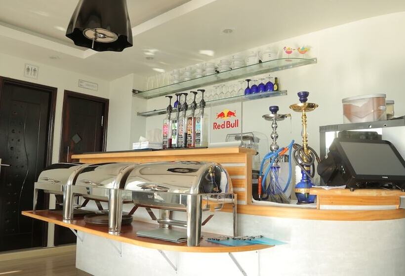 Fotos del hotel Airport Beach:  13