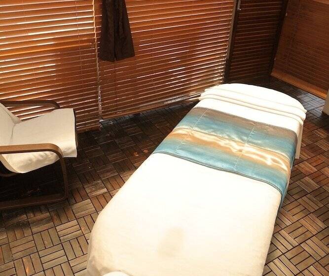 Fotos del hotel Airport Beach:  14