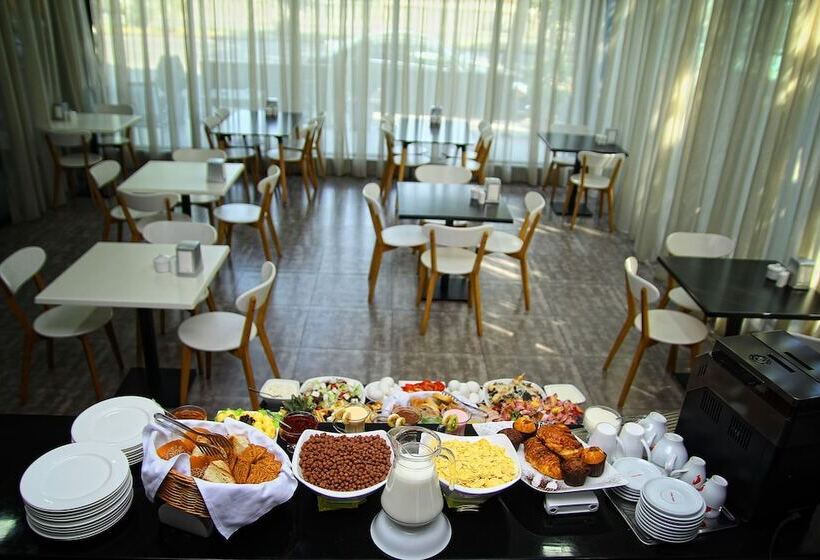 Fotos del hotel Rogalux:  20