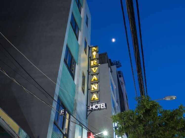 Nirvana Hotel Da Nang