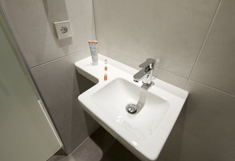 Fotos del hotel Easy Brussels City Centre:  8