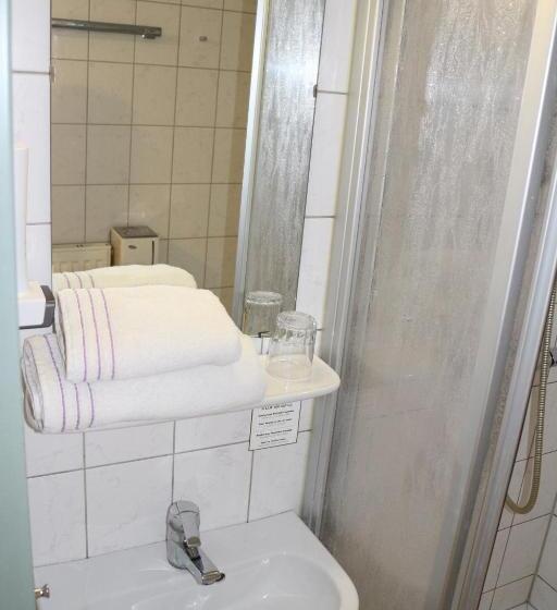 Fotos del hotel Pension  Alt  Strassgang:  3