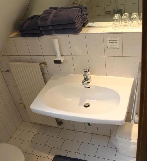 Fotos del hotel Pension  Alt  Strassgang:  8