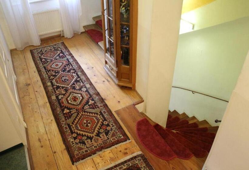 Fotos del hotel Pension  Alt  Strassgang:  11