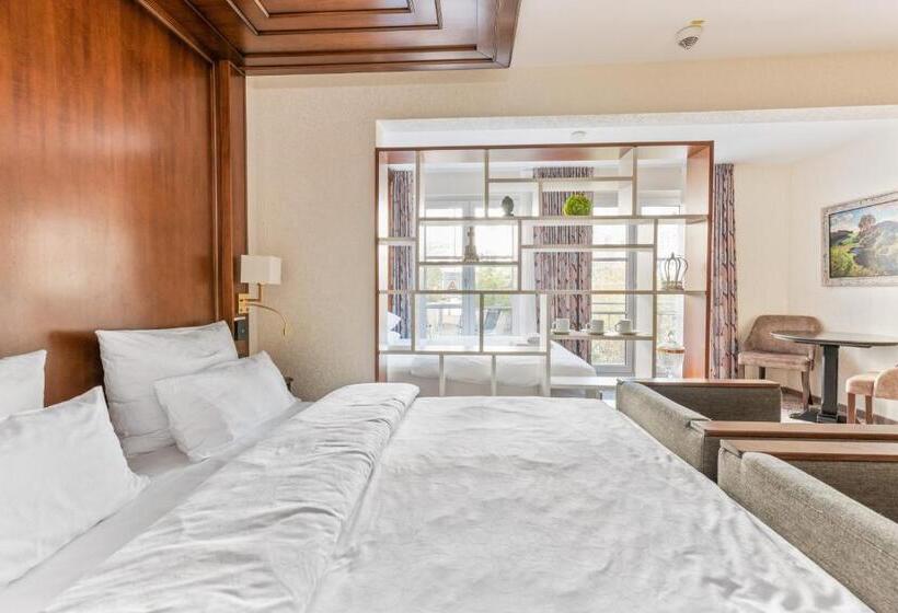 Fotos del hotel Advastay By King's:  22