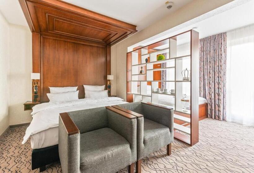 Fotos del hotel Advastay By King's:  15