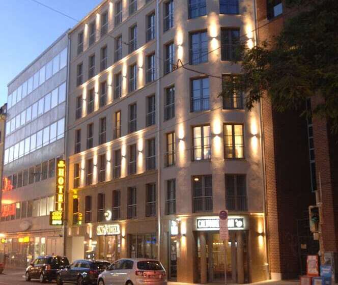 Fotos del hotel Advastay By King's:  8