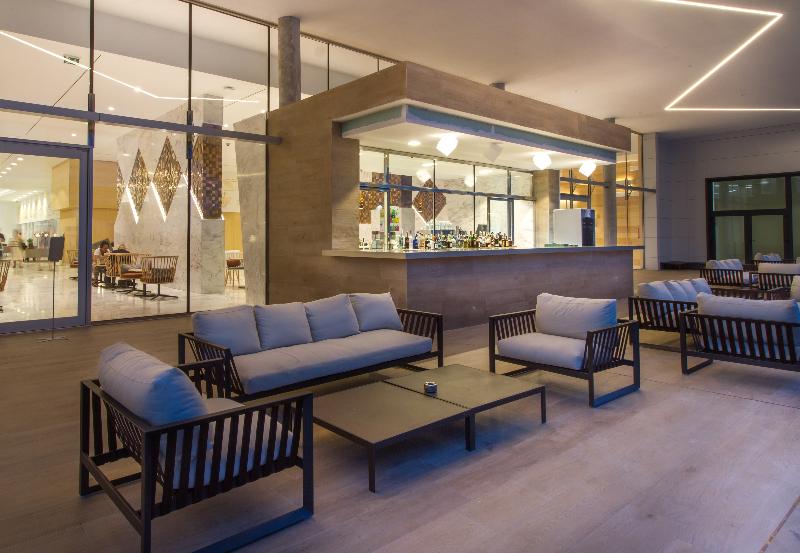 Fotos del hotel Suitopía - Sol Y Mar Suites Hotel:  15