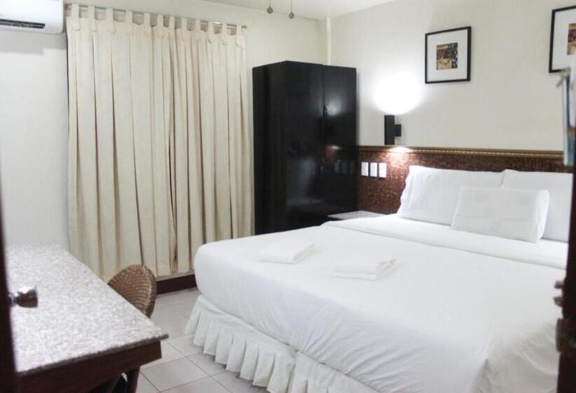 Fotos del hotel Lost Horizon Beach Dive Resort:  2