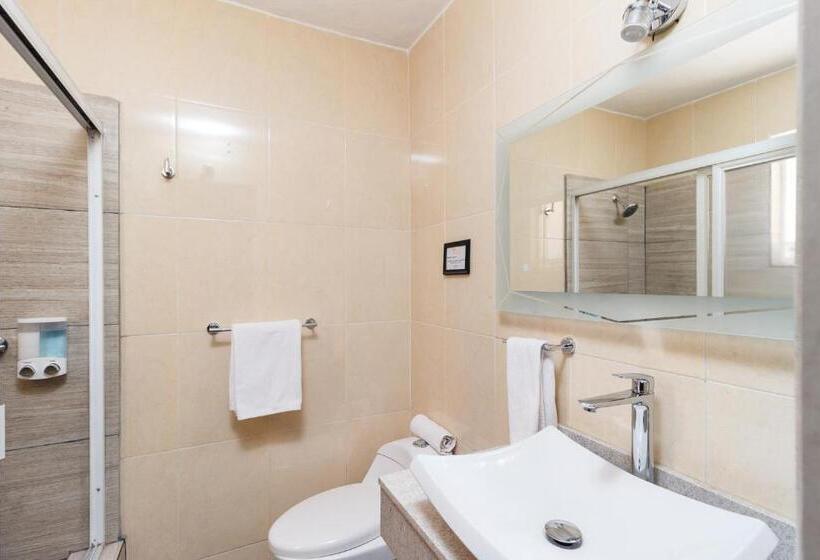 Fotos del hotel & Suites Hacienda Montesinos:  17