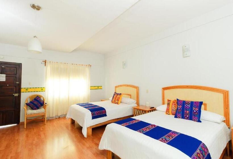 Fotos del hotel & Suites Hacienda Montesinos:  3