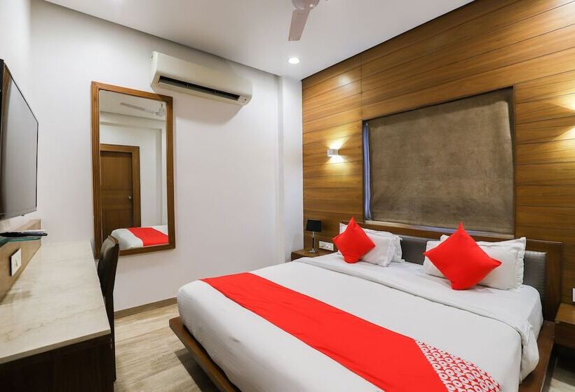 Fotos del hotel Treebo Kyra:  9