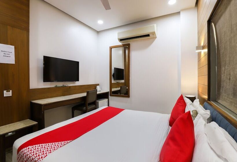 Fotos del hotel Treebo Kyra:  13