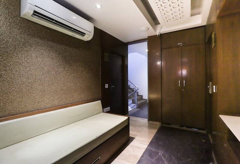 Fotos del hotel Treebo Kyra:  18