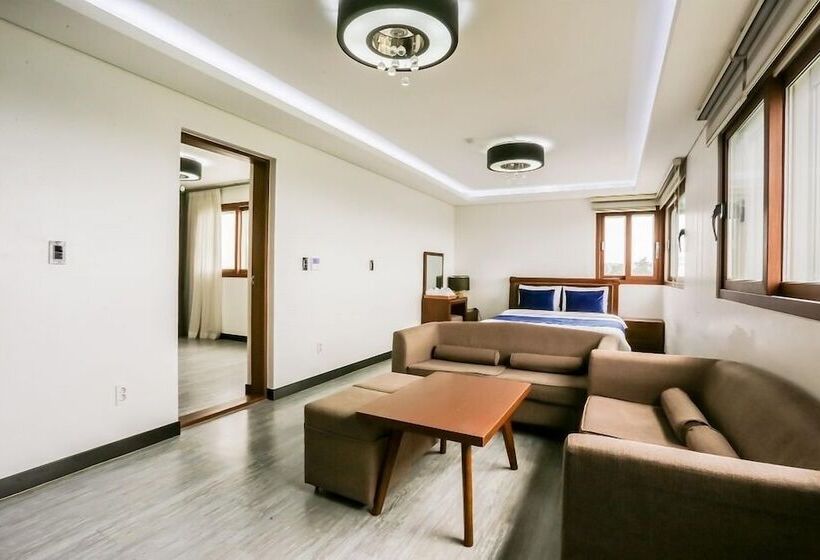 Fotos del hotel The Seri Resort:  4