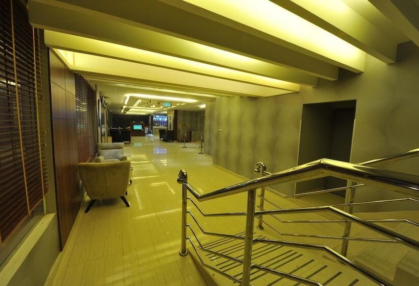 Fotos del hotel Al Janadriyah Suites 7:  17