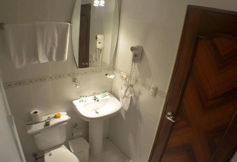 Fotos del hotel Castell:  13