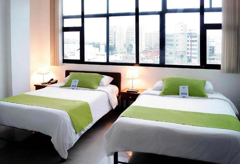 Fotos del hotel Castell:  6