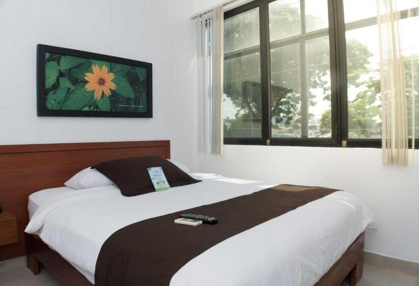 Fotos del hotel Castell:  22