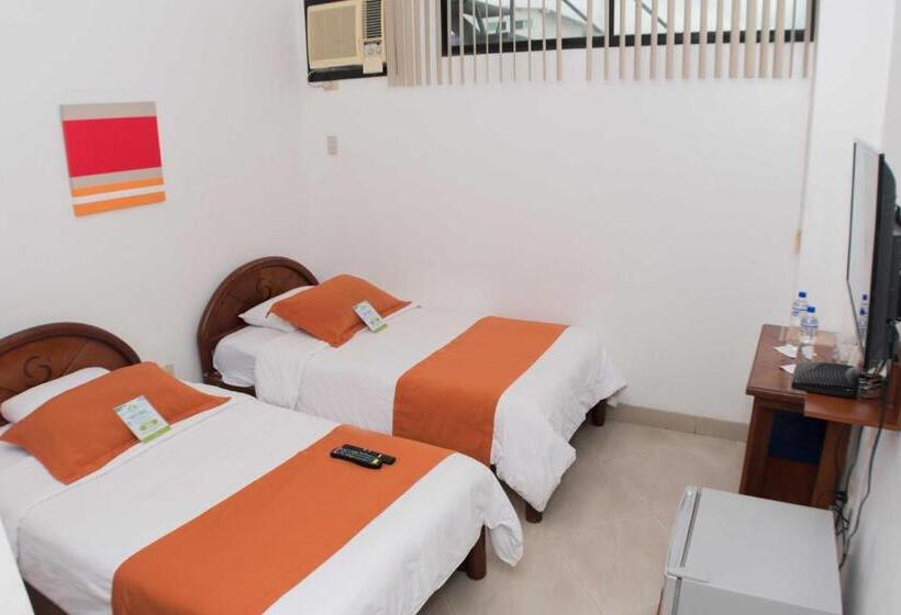 Fotos del hotel Castell:  15