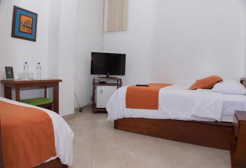 Fotos del hotel Castell:  21