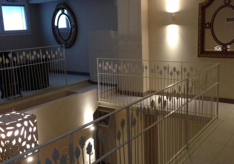 Fotos del hotel La Castellana Loft:  2