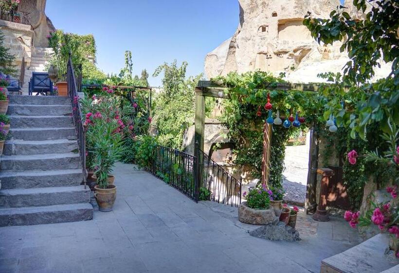 Fotos del hotel Amber Cave Suites:  4