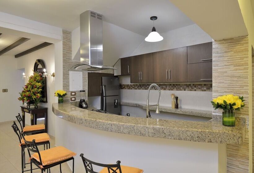 Fotos del hotel Dorado Plaza Calle Del Arsenal:  9