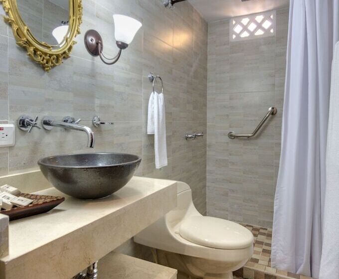 Fotos del hotel Dorado Plaza Calle Del Arsenal:  13