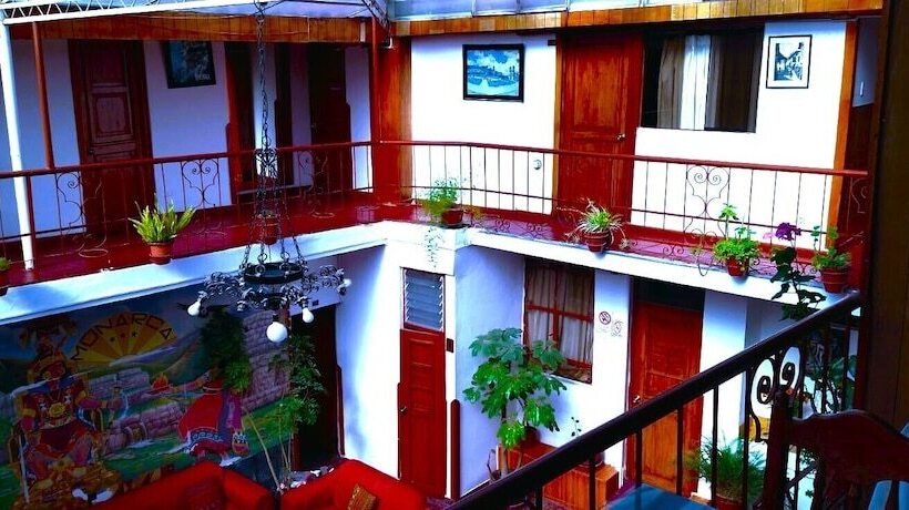 Fotos del hotel Hostal El Monarca:  6