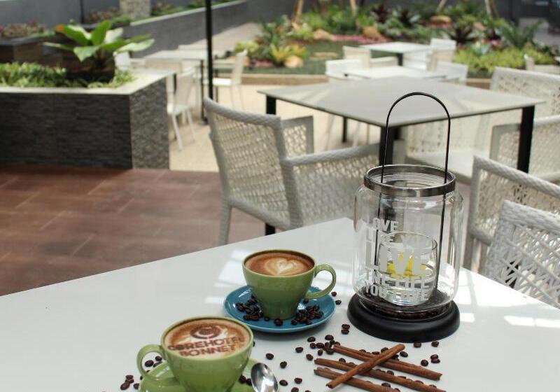 Fotos del hotel Bonnet Hotel Surabaya:  15