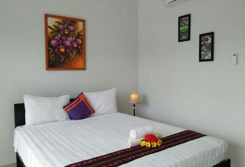 Fotos del hotel Cf Komodo:  10