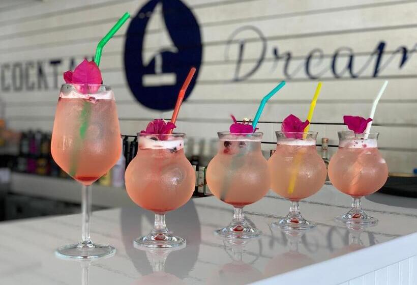 Fotos del hotel Cocktail & Dreams Hotel Saranda:  11