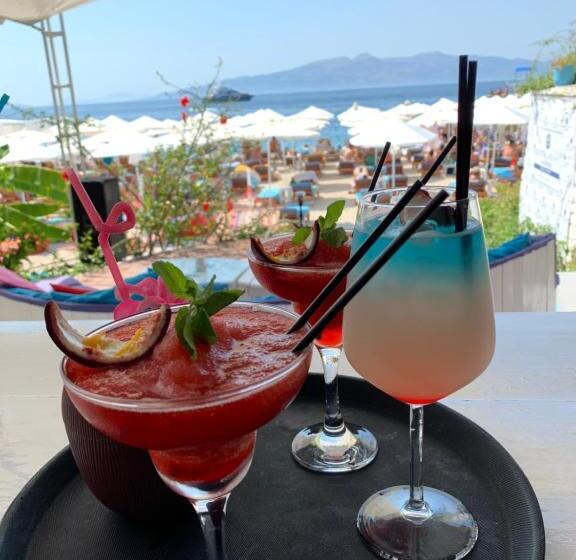 Fotos del hotel Cocktail & Dreams Hotel Saranda:  13