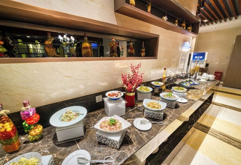 Fotos del hotel Gowin:  8