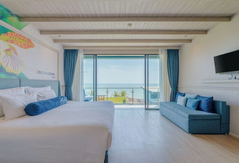 Fotos del hotel The Tide Beachfront Siray Phuket:  11