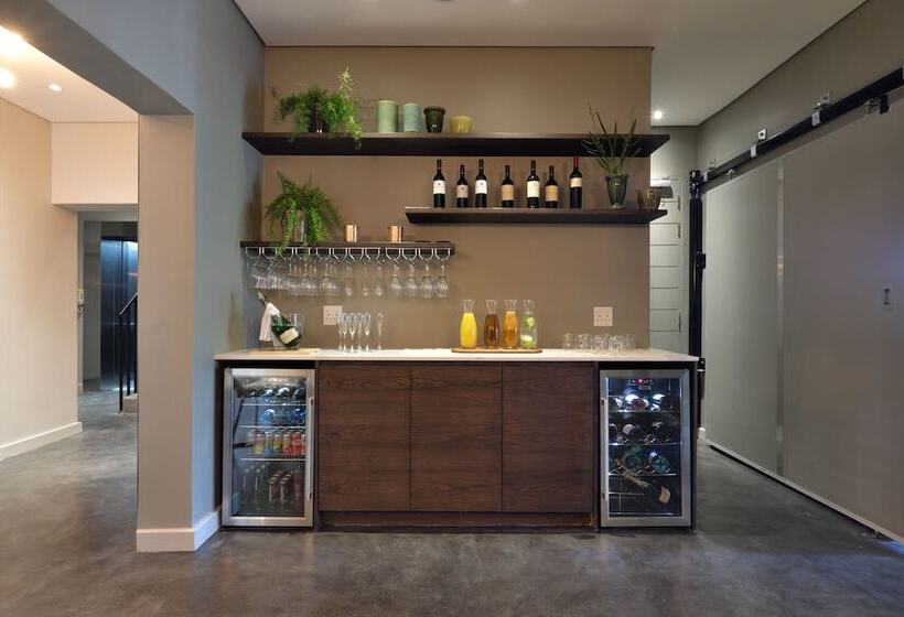 Fotos del hotel The Tree House Boutique:  5