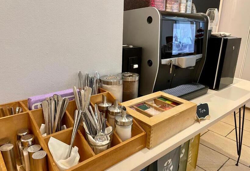 Fotos del hotel Dan In'n Out:  5