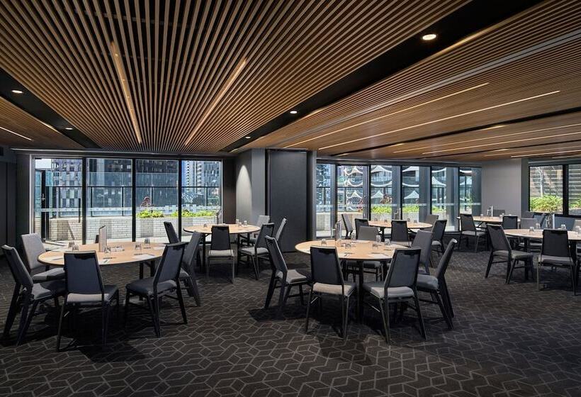 Four Points By Sheraton Melbourne Docklands