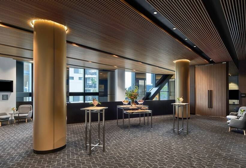 Fotos del hotel Four Points By Sheraton Melbourne Docklands:  2
